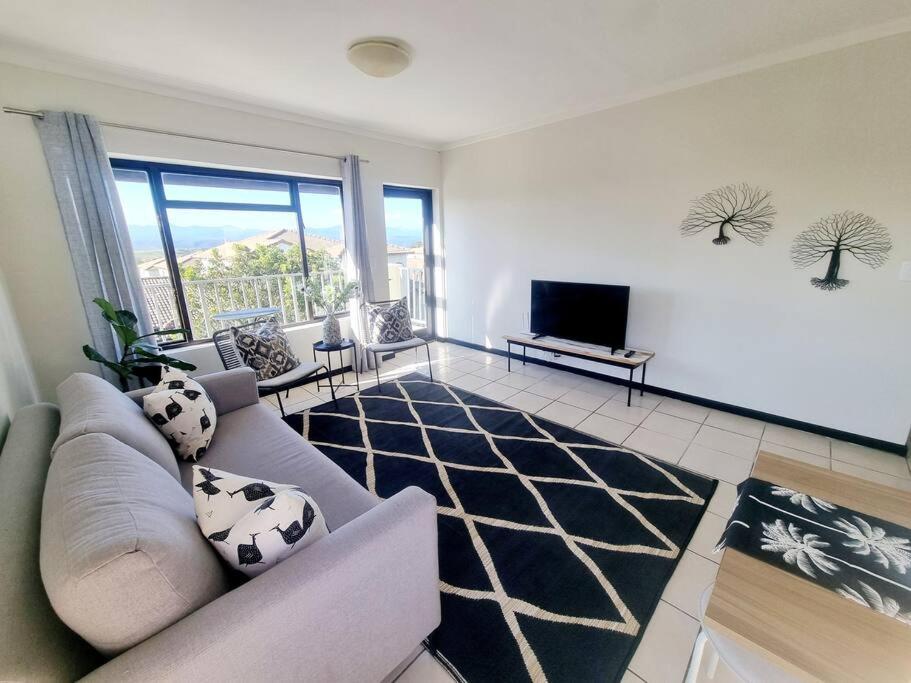 Bright And Sunny 2 Bedroom Flat Plettenberg Bay Exterior photo